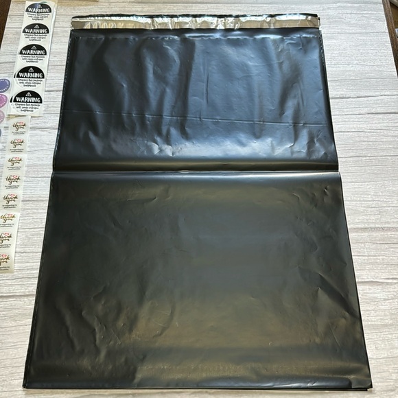 📦Shipping Supplies 📦Poly Mailer Package includes stickers! - Picture 4 of 16